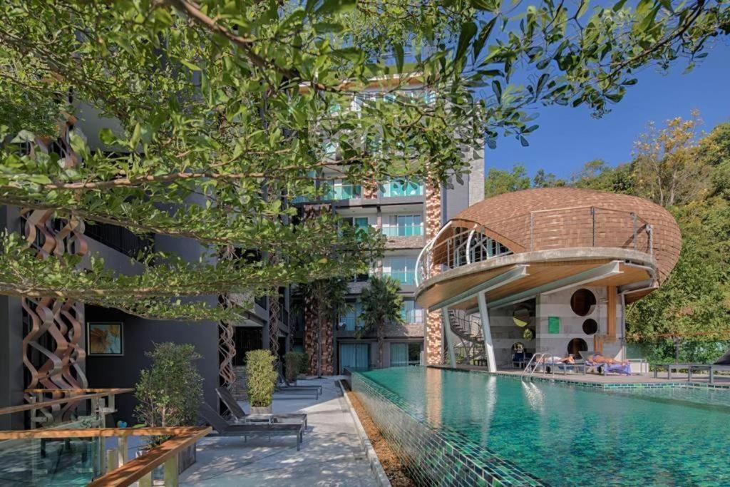 Private Apartment At Emerald Terrace Patong Exterior foto